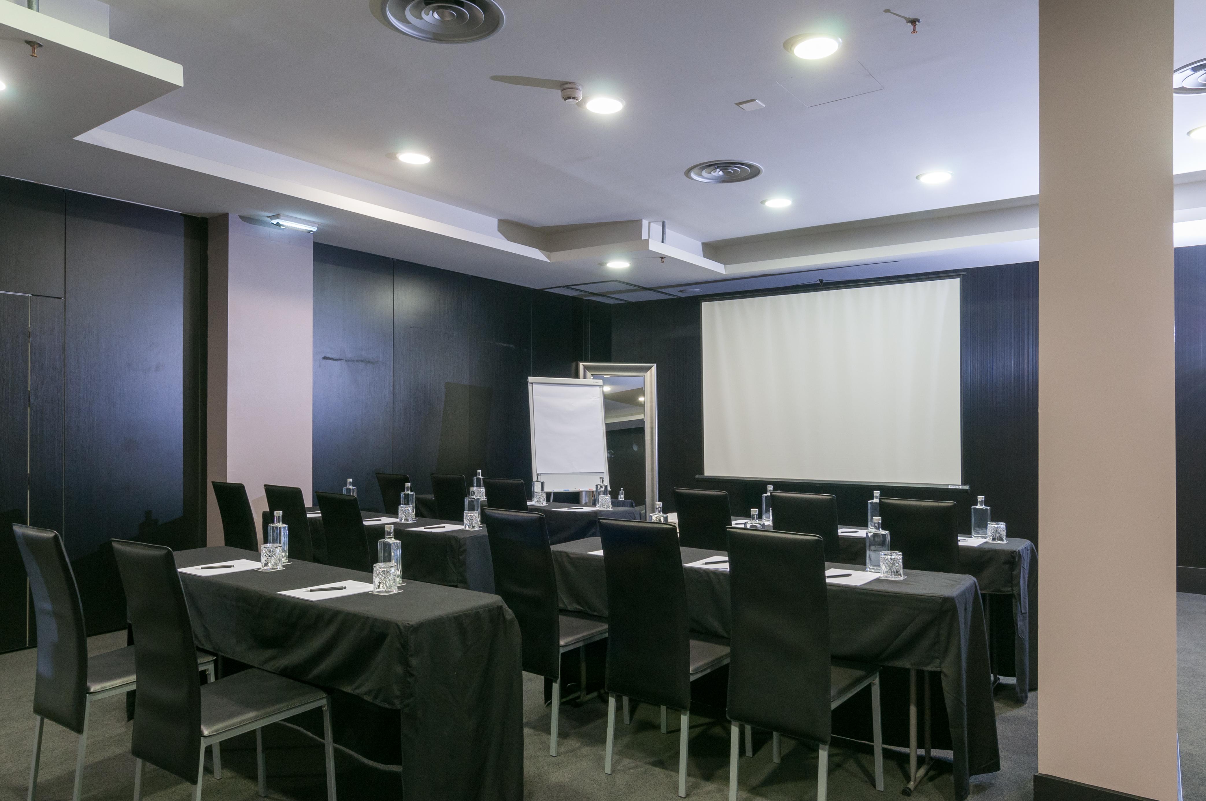 138 Liberdade Hotel Lisbon Bagian luar foto Meeting room