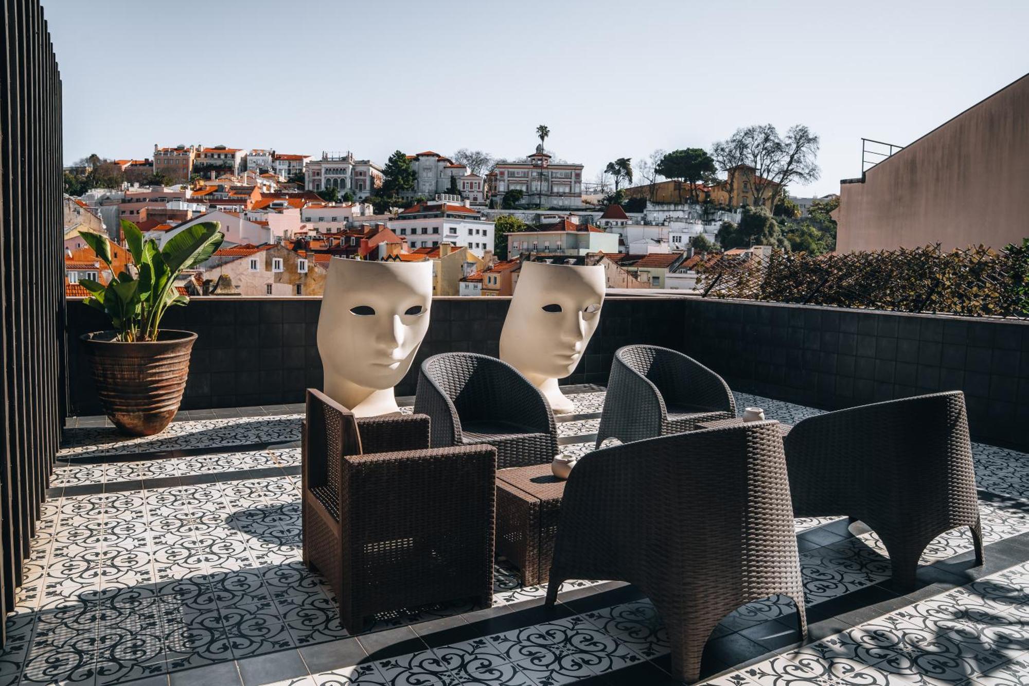 138 Liberdade Hotel Lisbon Bagian luar foto